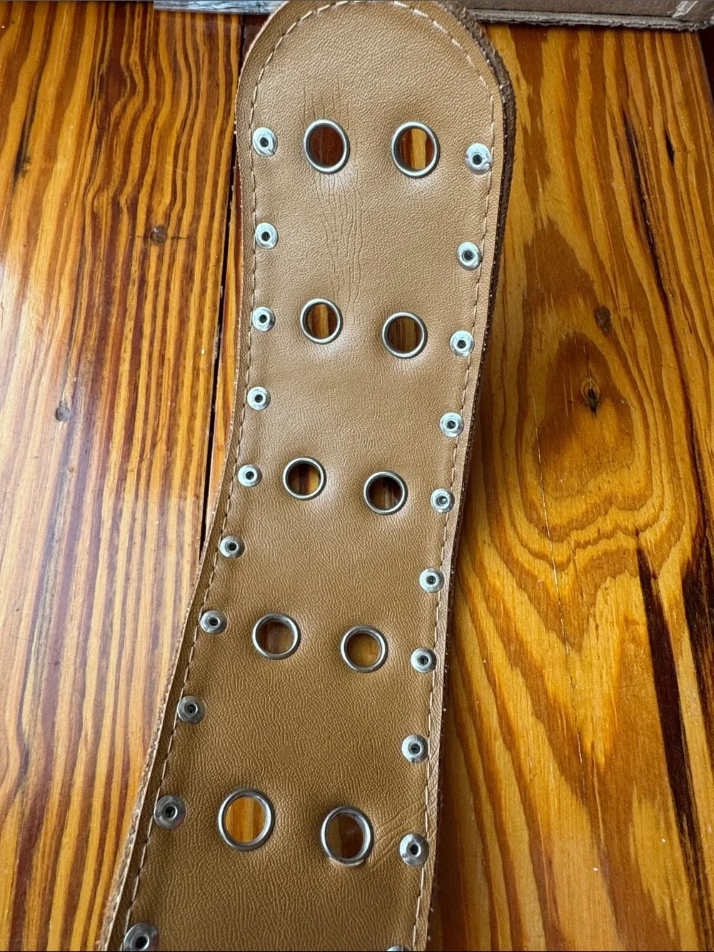 Women’s Brown Suede Double-Prong Grommet Belt M/L